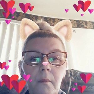 Meet your Posher, Joann